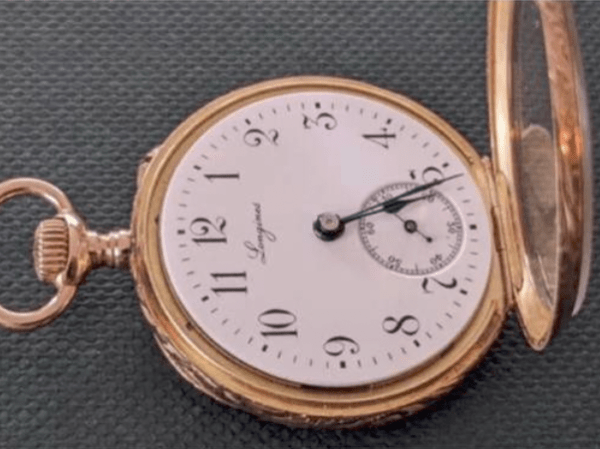 Vintage Longines 1900 18k Solid Rose Gold Pocket Watch. A wonderful and collectible petite sized Longines pocket watch dated to the early 1900's. Pendant open face case made entirely in 18K solid rose gold, with a charming decorative engraving on the back, sides, and bezel. Measures 30 mm wide and 10 mm thick. Signed on the dustcover 'Longines, Grand Prix Paris 1900', and signed inside the back 'EFCo Longines' with the logo. Marked with case number 1370864 which matches the serial number on movement and confirms authenticity. Also stamped with corresponding 18k gold seal and Swiss gold hallmark. Wonderful white enamel dial in mint, original condition with no hairlines, chips, or any other imperfections. See pictures for condition. A rare find on a watch nearly 120 years old. It includes blued steel hands, black Arabic numerals, outer minute track, and a small seconds sundial at 6. Reliable manual wind movement with gilt finish, pin-set, and 17 jewels. Full working order and signed by Longines. A real antique, and a fantastic piece to add to your collection. Vintage Longines 1900 18k Solid Rose Grand Prix Paris Gold Pocket Pendant Watch