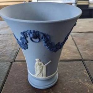 Wedgwood Tri-Color Blue Jasperware Apollo Muses Lion Heads Garlands Trumpet Vase