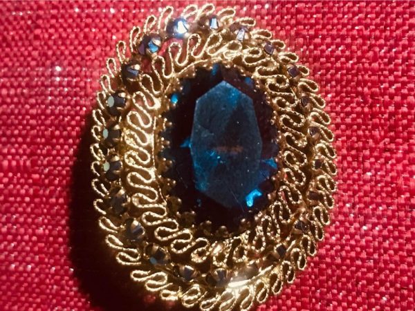 Gold and Sapphire Pendant