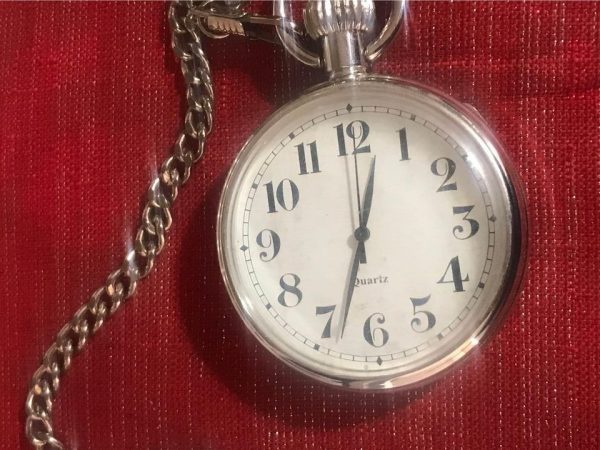 Quartz Pocket Watch With Rear Photo